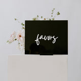 Favors Sign | THE ELLE